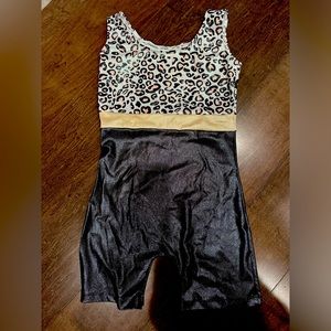 Gymnastics leotard size 8-9 yo